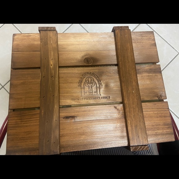 Thomas Pacconi 2002 Santa Collection. - Picture 2 of 6